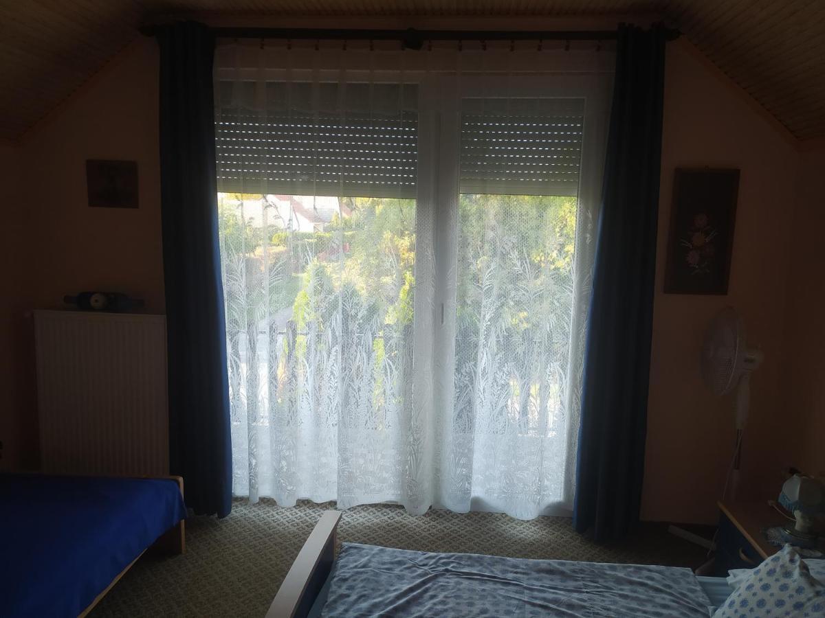 Etus Vendégház Balatonfenyves Exterior foto